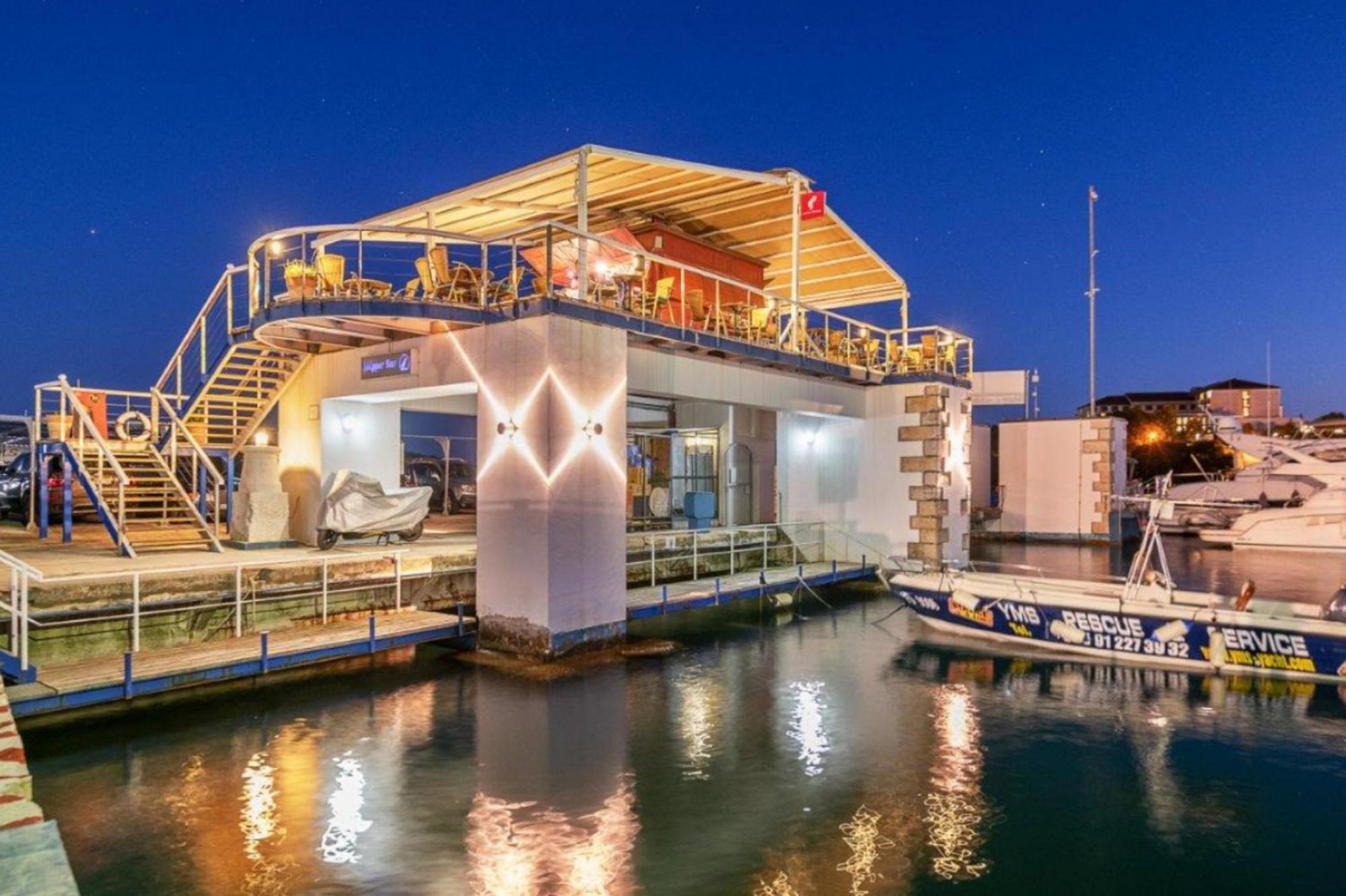 House Boat Oliva - Floating House Villa Pula Exteriör bild