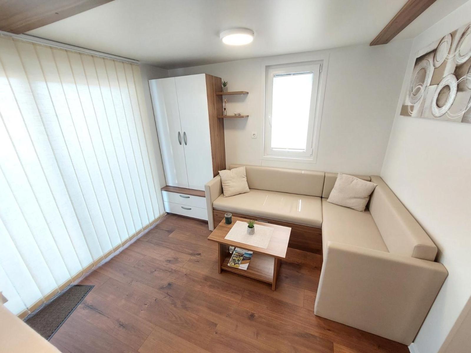 House Boat Oliva - Floating House Villa Pula Exteriör bild
