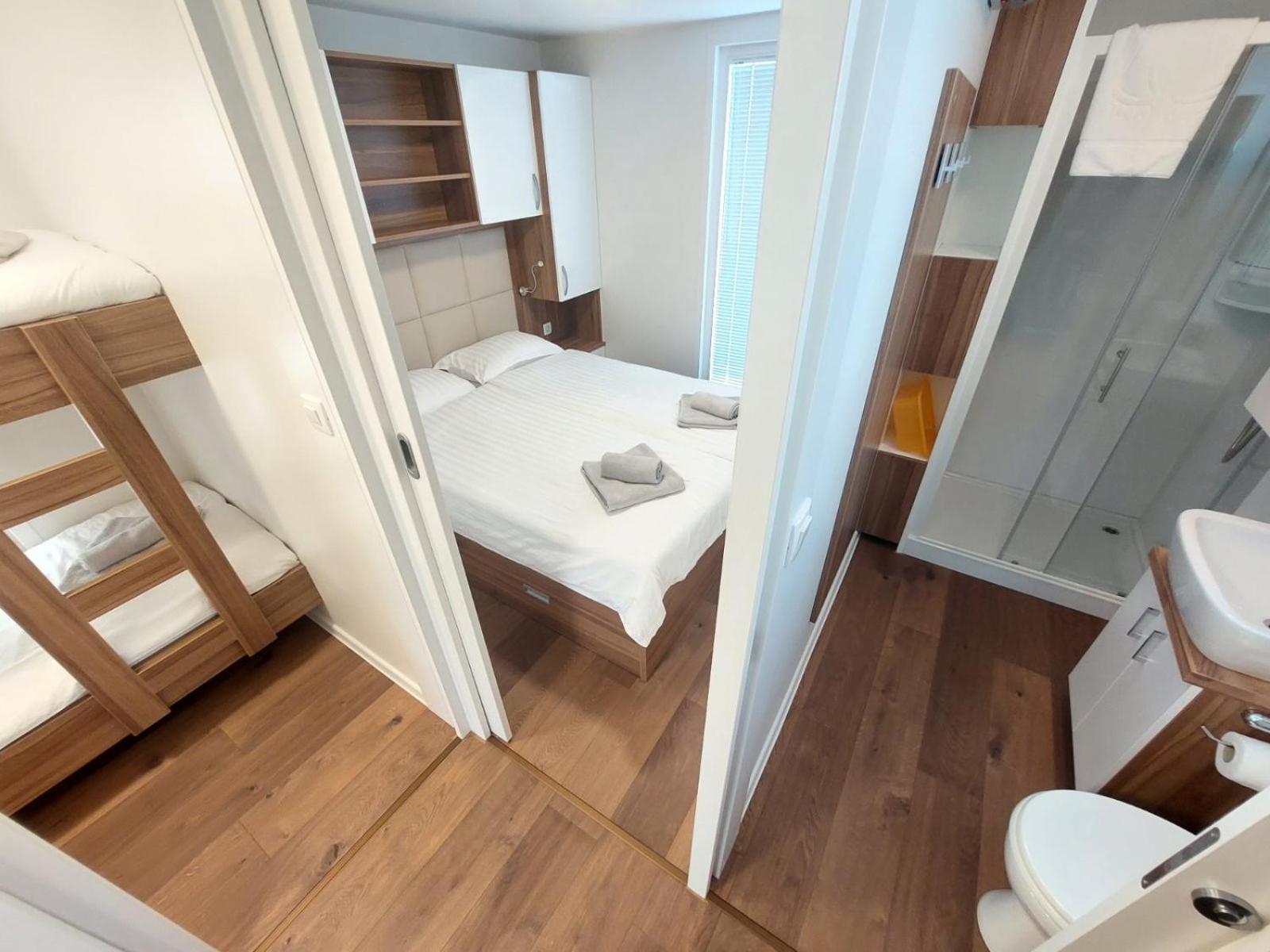 House Boat Oliva - Floating House Villa Pula Exteriör bild